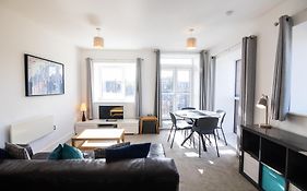 Entire 2 Bed - Free Parking - 45 - The Cosy Collection